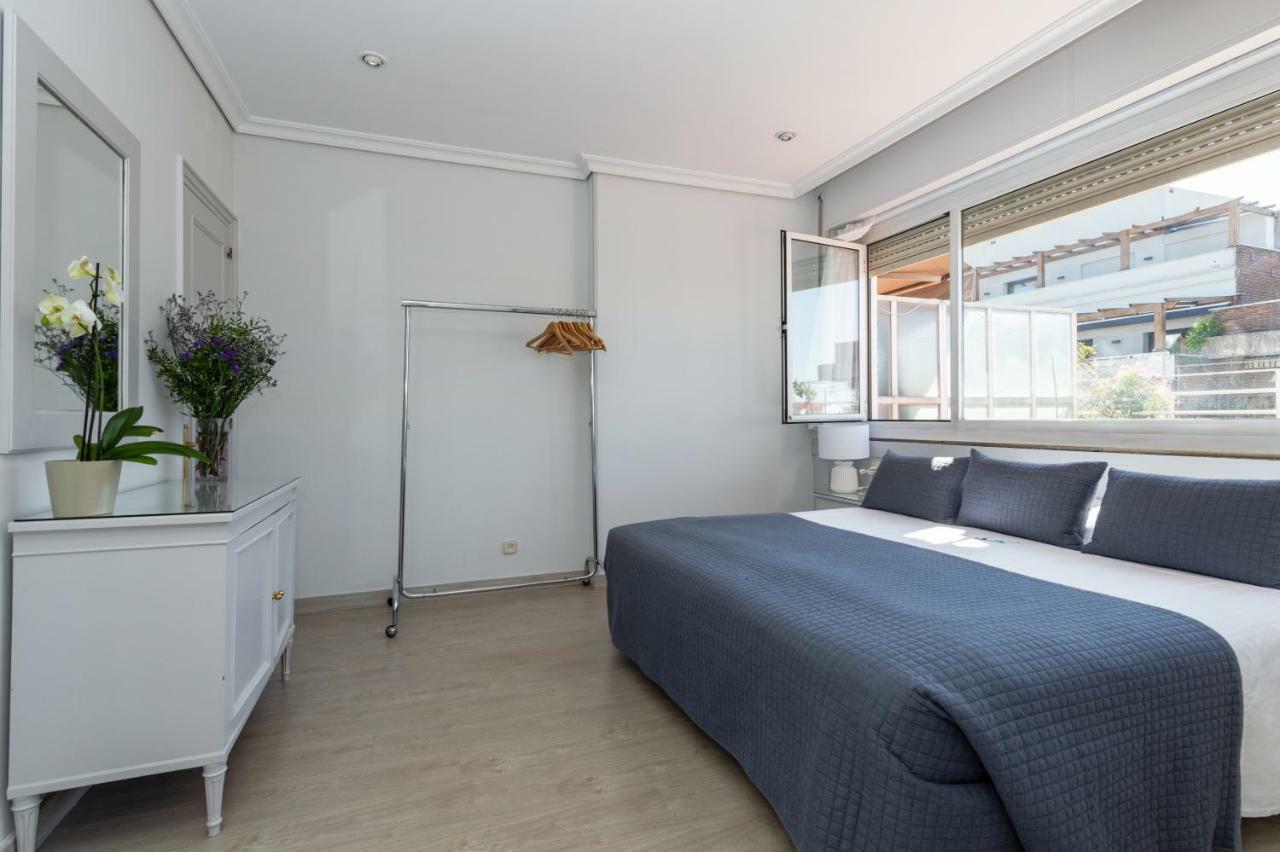 Apartamentos Los Jerónimos Madri Exterior foto