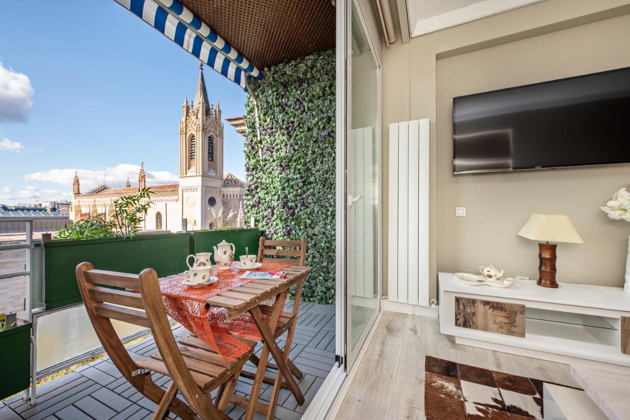 Apartamentos Los Jerónimos Madri Exterior foto